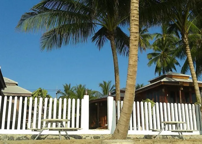 S.N. Plytorn Beach Hotel